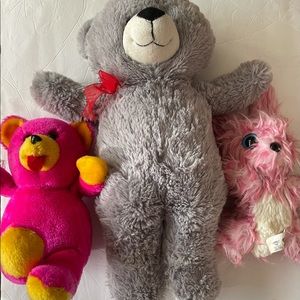 Bundle of plush toys